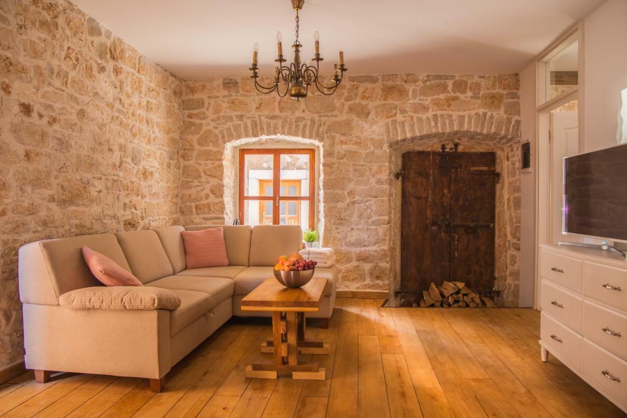 Villa Di Piazza Višnjan エクステリア 写真