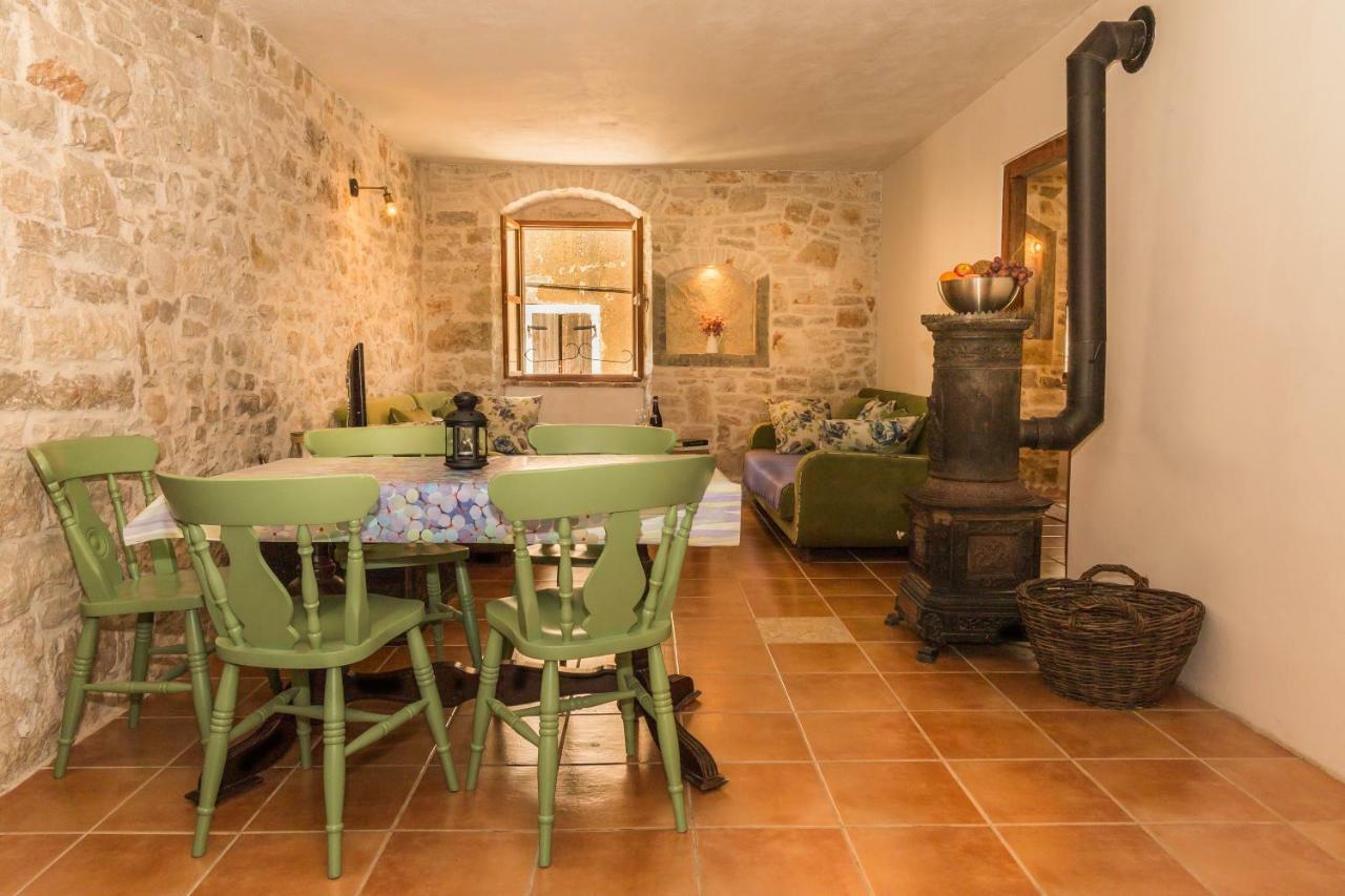 Villa Di Piazza Višnjan エクステリア 写真